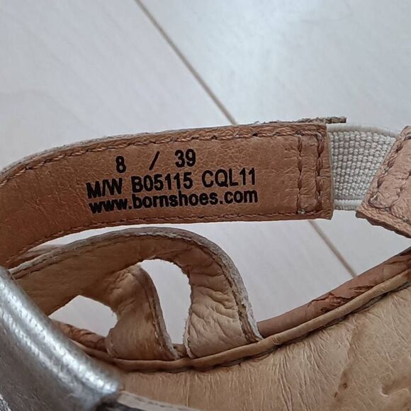 Born Women's Metallic Gold Leather Slip-On Cork Heel Wedge Sandals Size 8 - Picture 7 of 7